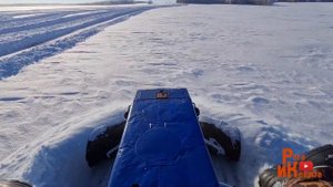 Расчистка дороги, пробиваем снег в степи, трактор Т-150 на снегозадержании.