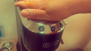 Готовим капучино с Delonghi Dedica