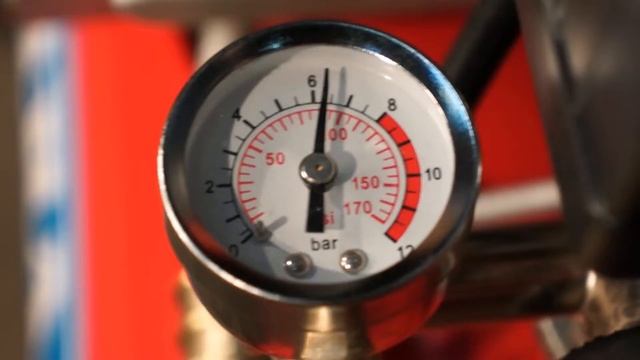 Масляный компрессор Aurora Wind-50 смотреть онлайн