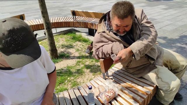 торговый центр ,, САВЁЛОВСКИЙ,,/,, дружба,,/Новослободская/Менделеевская/Савёловская