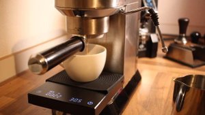 Barista Tutorial with the DeLonghi EC685: Cappuccino!