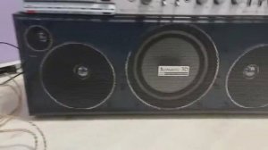 Aiwa cs-j88 vs Sanyo mr x 910(2)