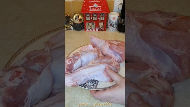 Запеченная голень  #мясовдуховке #мясо #индейкавдуховке #ужин #праздничноеменю #праздничныйстол