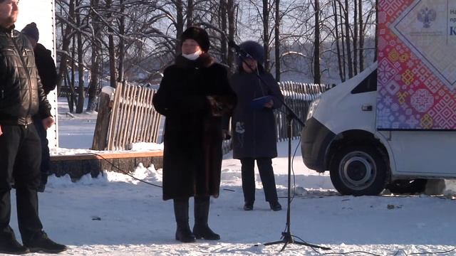 В деревне Новоянсаитово инвестор отремонтировал сельский клуб. смотреть онлайн
