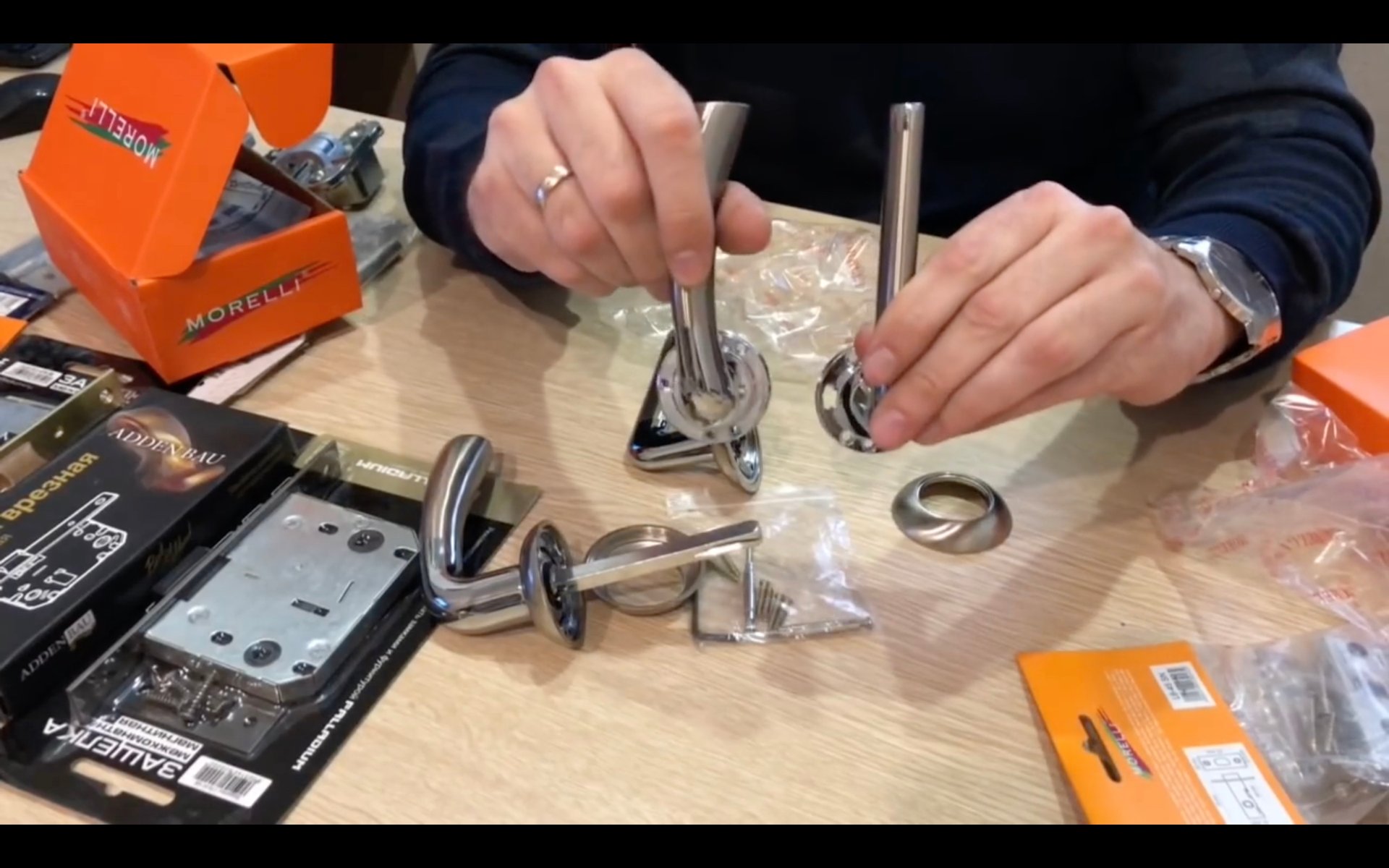 Фурнитура для межкомнатных дверей. Ручки, петли, замки. Как выбрать? В чем разница. смотреть онлайн