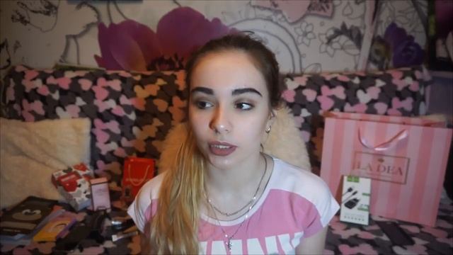 МОИ ПОДАРКИ НА НОВЫЙ ГОД / ЧТО МНЕ ПОДАРИЛИ / my presents for the new year смотреть онлайн