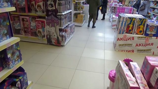 VLOG Детский магазин игрушек.Гуляем,играем и смотрим новинки.Children's Toy Store