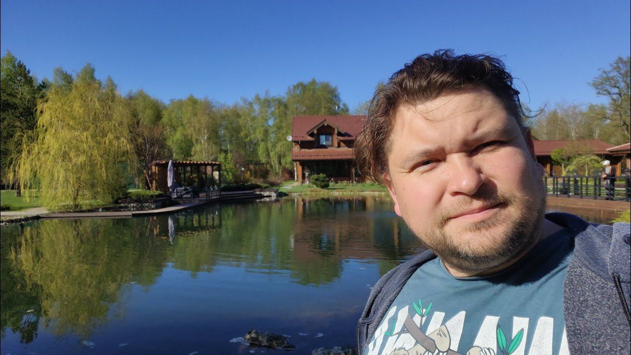 Как установить насос в готовый пруд.