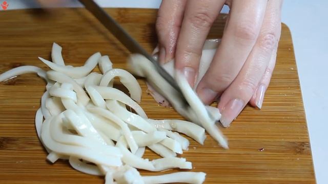 НОВЫЙ АВТОРСКИЙ САЛАТ С КАЛЬМАРАМИ! До чего же оригинально и вкусно! Быстрое приготовление!