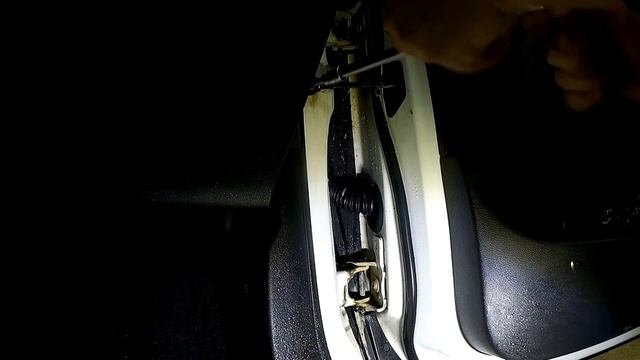 Щелчок в двери БЕСПЛАТНО / Peugeot 308