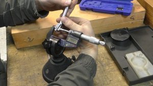 Нутромер - индикаторный VS трехточечный?