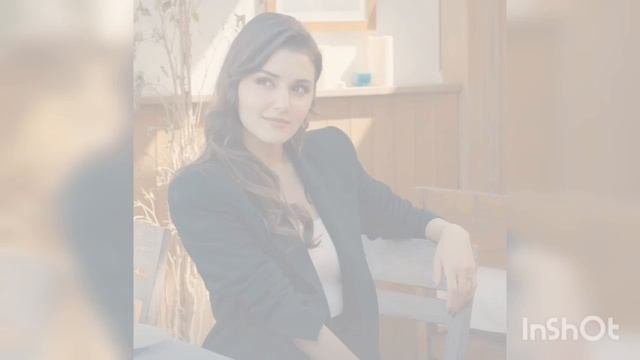 Hande Erçel ? Kerem Bürsin -Lovers of beauty? смотреть онлайн