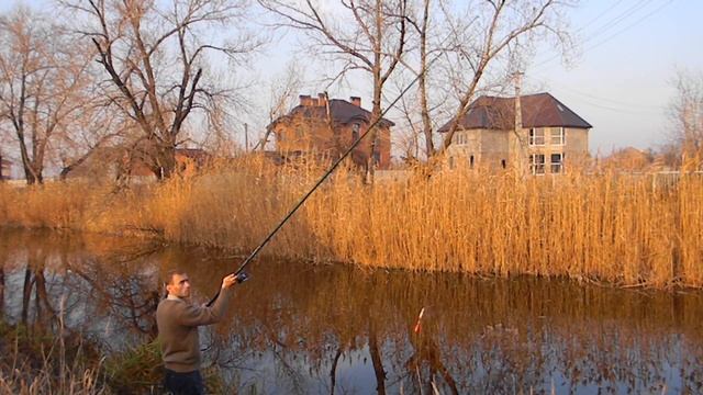 Заброс снасти с безынерционной катушкой. смотреть онлайн