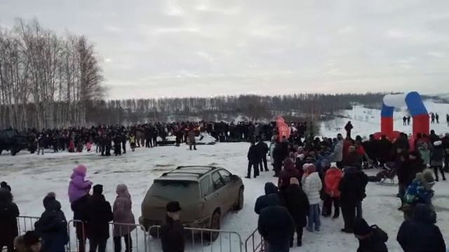 ТРАКТОРНЫЙ БИАТЛОН Лысогорские Сани 2020 смотреть онлайн