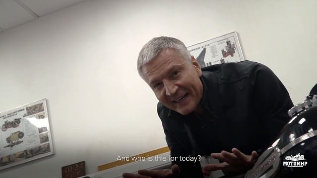 1941, Harley-Davidson FL. Review & test-drive, part 2. Motorworld by V. Sheyanov classic bike museu смотреть онлайн