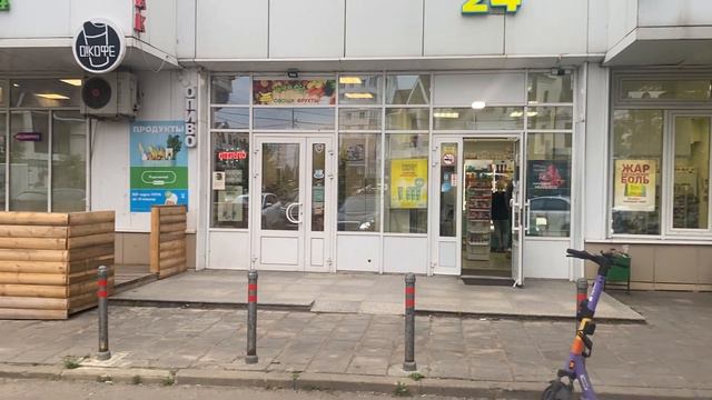 Московская область, Красногорск, мкр. Павшинская пойма, бул. Павшинский, 30