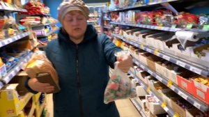 ЗАКОНЧИЛИСЬ ПРОДУКТЫ В МАГАЗИНЕ , ПУСТЫЕ ПОЛКИ , ПОКУПКА ЕДЫ , ЯЙЦА , МЯСО , МОЛОКО , ВЛОГ