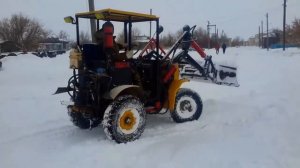 Уборка снега самодельным трактором