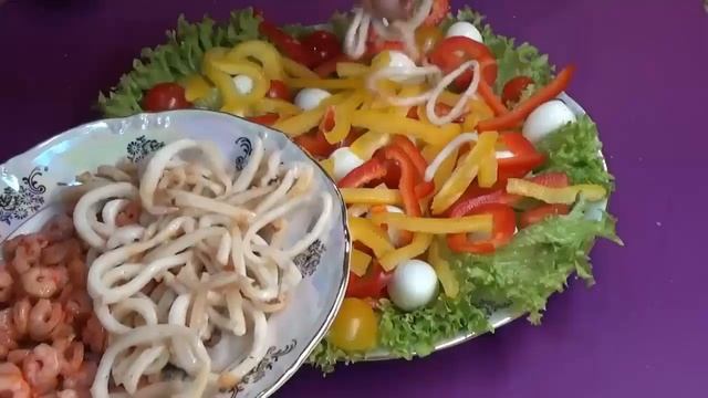 Рецепт салата с креветками и кальмарами без майонеза смотреть онлайн