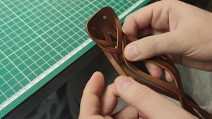 How to make a leather braided bracelet/Как сплести браслет из кожи /FREE PDF pattern and tutorial