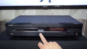 CD PLAYER YAMAHA CDX-496