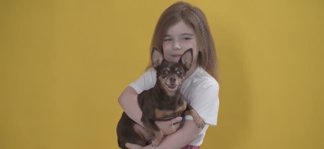 Ты для него весь мир, он для тебя лишь пес_4_к смотреть онлайн