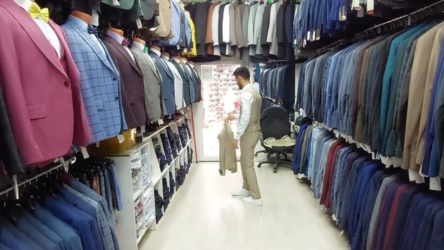 КЛАССИЧЕСКИЕ МУЖСКИЕ КОСТЮМЫ БОЛЕЕ 5000 (пяти) ТЫСЯЧ МОДЕЛЕЙ РЫНОК САДОВОД МОСКВА смотреть онлайн