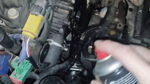 Пежо 307 1.6 Бензин , теч на антифриз от датчика на термостата / coolant sensor leak peugeot 307