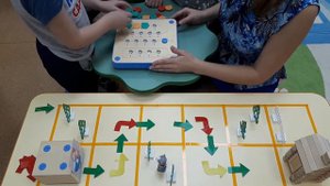 Мастер класс. Интерактивная игрушка Робот "Cubetto"/