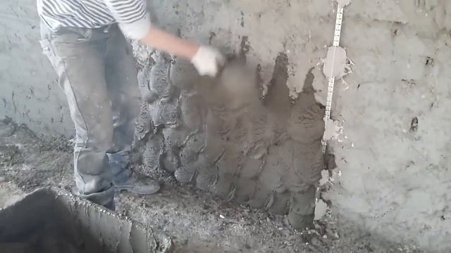 Штукатурка цементно-песчаным раствором с сеткой и маяками
