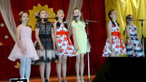 Песня-А я уеду к бабушке исп.гр.Барвинок