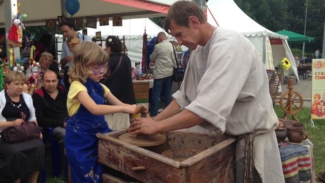 Фестиваль русское поле. Коломенское 2013. Гончарное дело смотреть онлайн