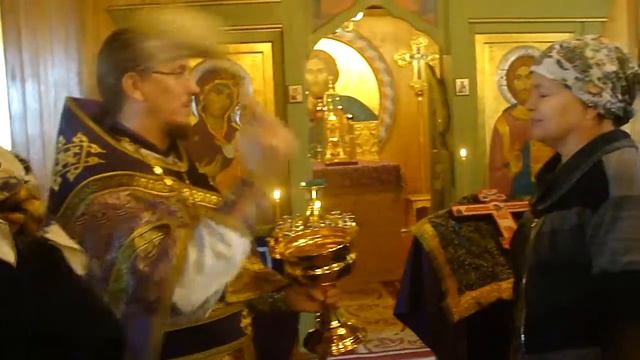 Окропление святой водой после Божественной Литургии смотреть онлайн