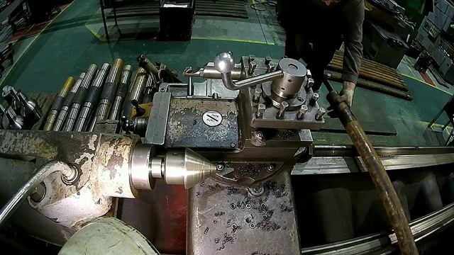 Резьба на колонковой трубе смотреть онлайн