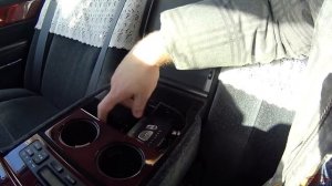 Toyota Century - самый роскошный седан c мотором V12. Велюровый рай.