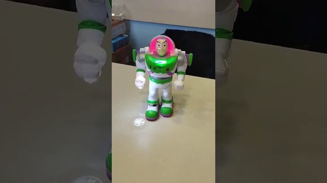 БАЗЗ ЛАЙТЕР BUZZ LIGHTYEAR