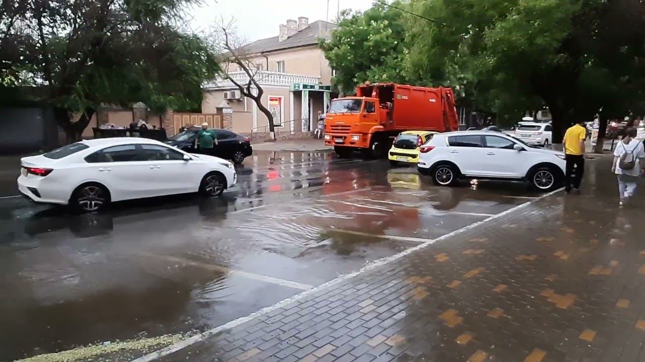 Дождь в Евпатории. 10 августа 2021