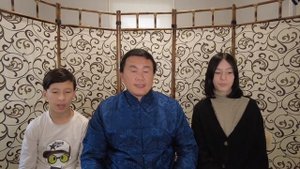Chinese language. Китайский стих.Отправляясь утром из города Байди (Ли Бо)