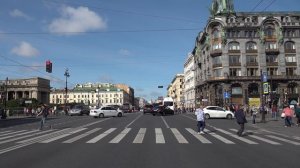 Driving in St Petersburg 4K - Nevsky Prospekt