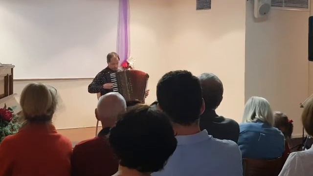 Мульти-культурный Концерт в Литовском клубе. Девочки - Чудо! Скрипка, Баян, Аккордеон смотреть онлайн