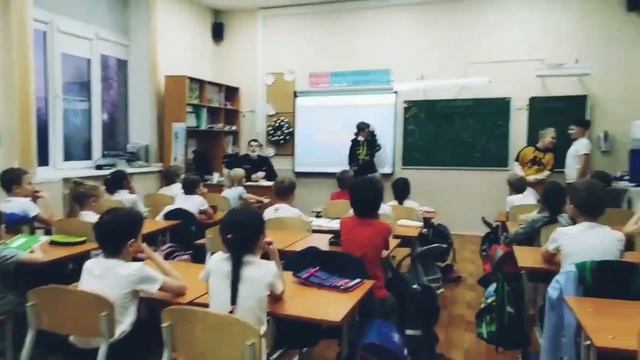 Видеоролик о классе (МБОУ "Гимназия 1 г.Челябинска") смотреть онлайн