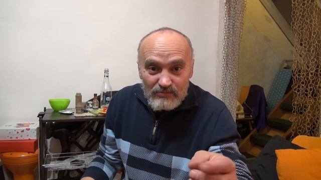 Анекдоты смешные. А нам за что?