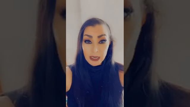 Lisa Marie Varon ( Victoria) (Tara) With a heartfelt video for my wife