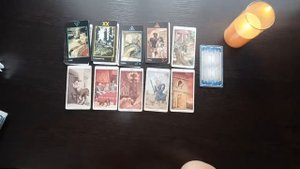 Мы расстались, что он думает об этом,хочет ли вернуться??