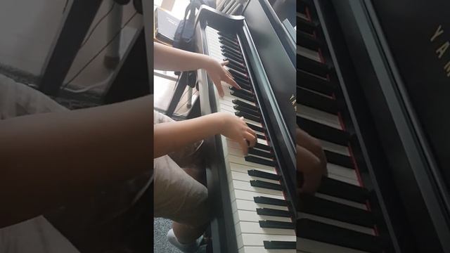 Twinkle Twinkle Little Star 반짝반짝 작은별 (by Isao Sasaki 작곡)