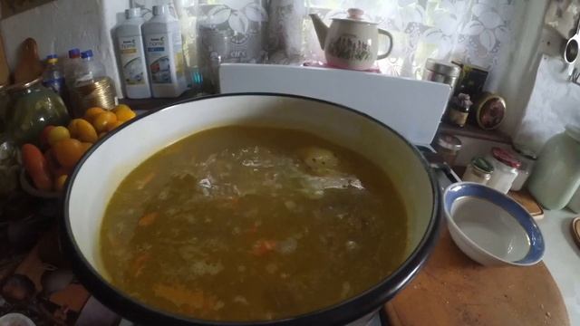 ГРИБНА ЮШКА на курячому бульйоні // домашня їжа. смотреть онлайн