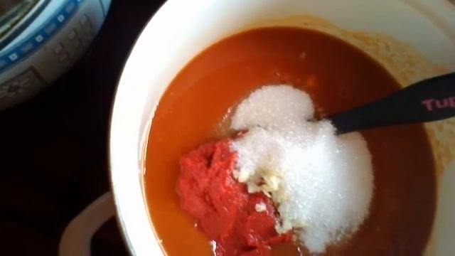 Наивкуснейший томатный соус с кусочками перца для пиццы и других блюд. Заготовки на зиму.