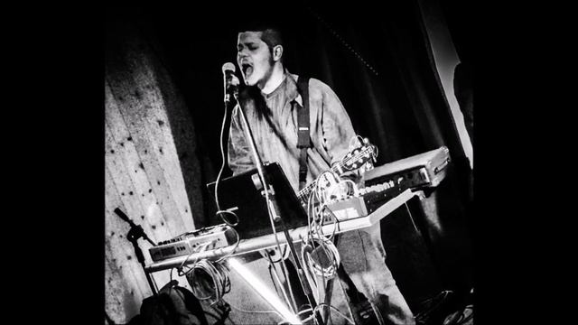 Giovanni Conelli- Unravel (Björk's cover) смотреть онлайн