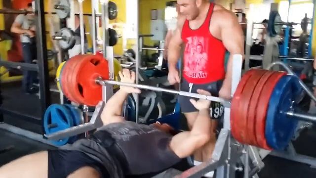 260 кг Ден Цыпленков смотреть онлайн