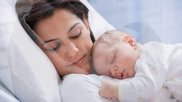 Стихотворение ко Дню Матери до слез, в нашем исполнении смотреть онлайн